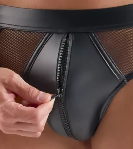 Svenjoyment wetlook slip, detailopname